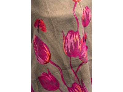 Tulpen en vlindersjaal, beige, roze en andere kleuren