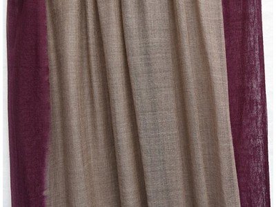 Sjaal of stola, donker fuchsia en taupe, wol en zijde