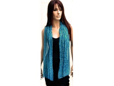 Turquoise zijden sjaaltje, tie and dye