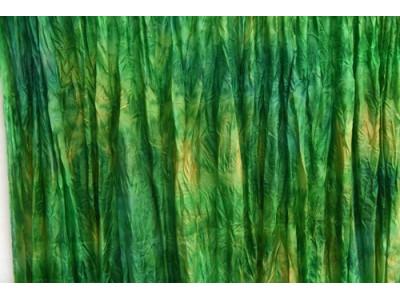 Echte handgeschilderde zijden krinkelsjaal, drakengroen, felgroen en geelgroen