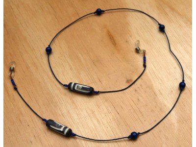 Handmade design brillenkoordje, blauw, wit, etnische kralen