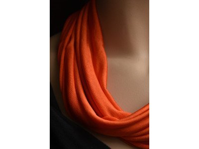 Puur zijden jersey sjaaltje, rond, donker zalm oranje, dikste kwaliteit