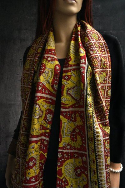 Zijden vintage kantha sjaal, geel, rood en fuchsia